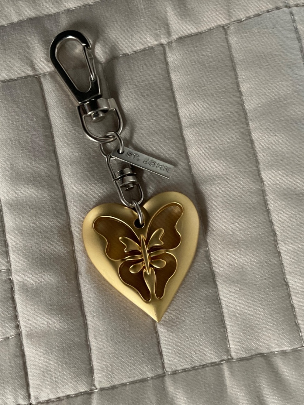 Vintage St.John Purse Bag Keychain Heart & Butterfly Charm - Picture 2 of 3